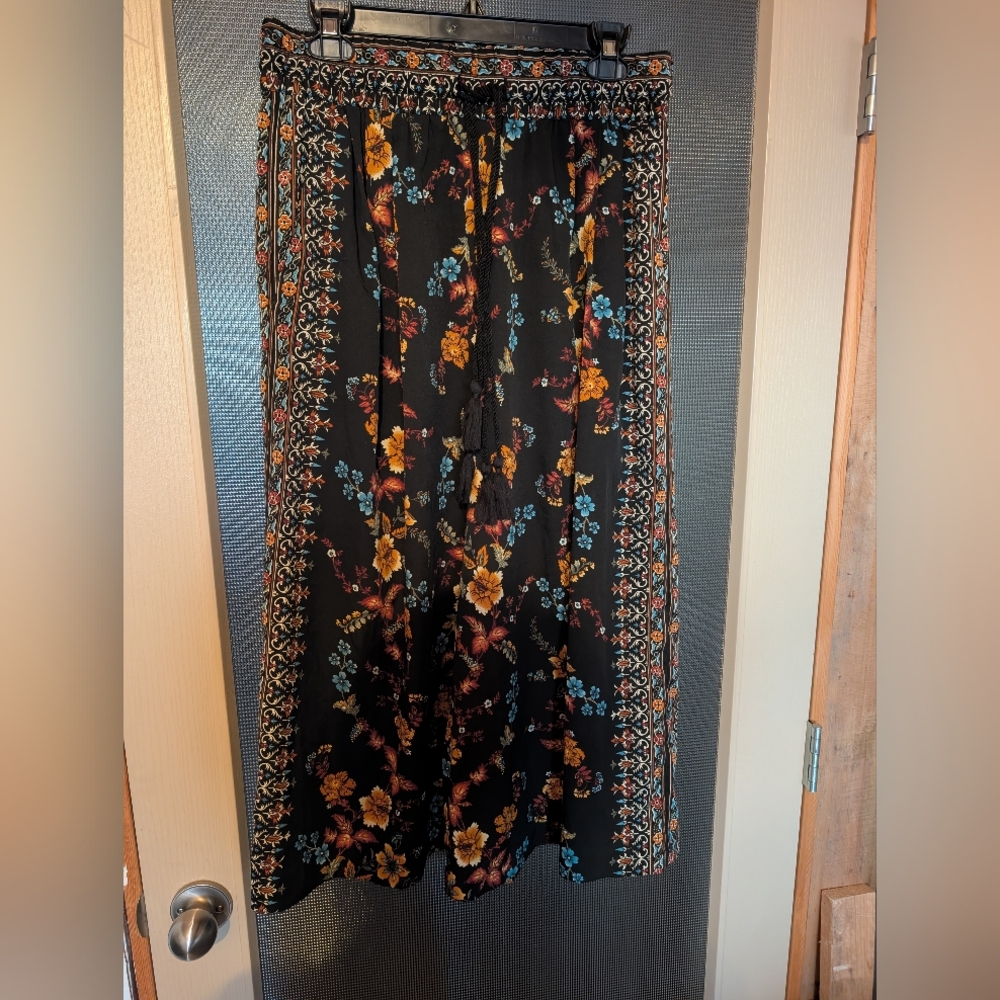 Zara Black Palazzo Pants with Vibrant Floral Pattern